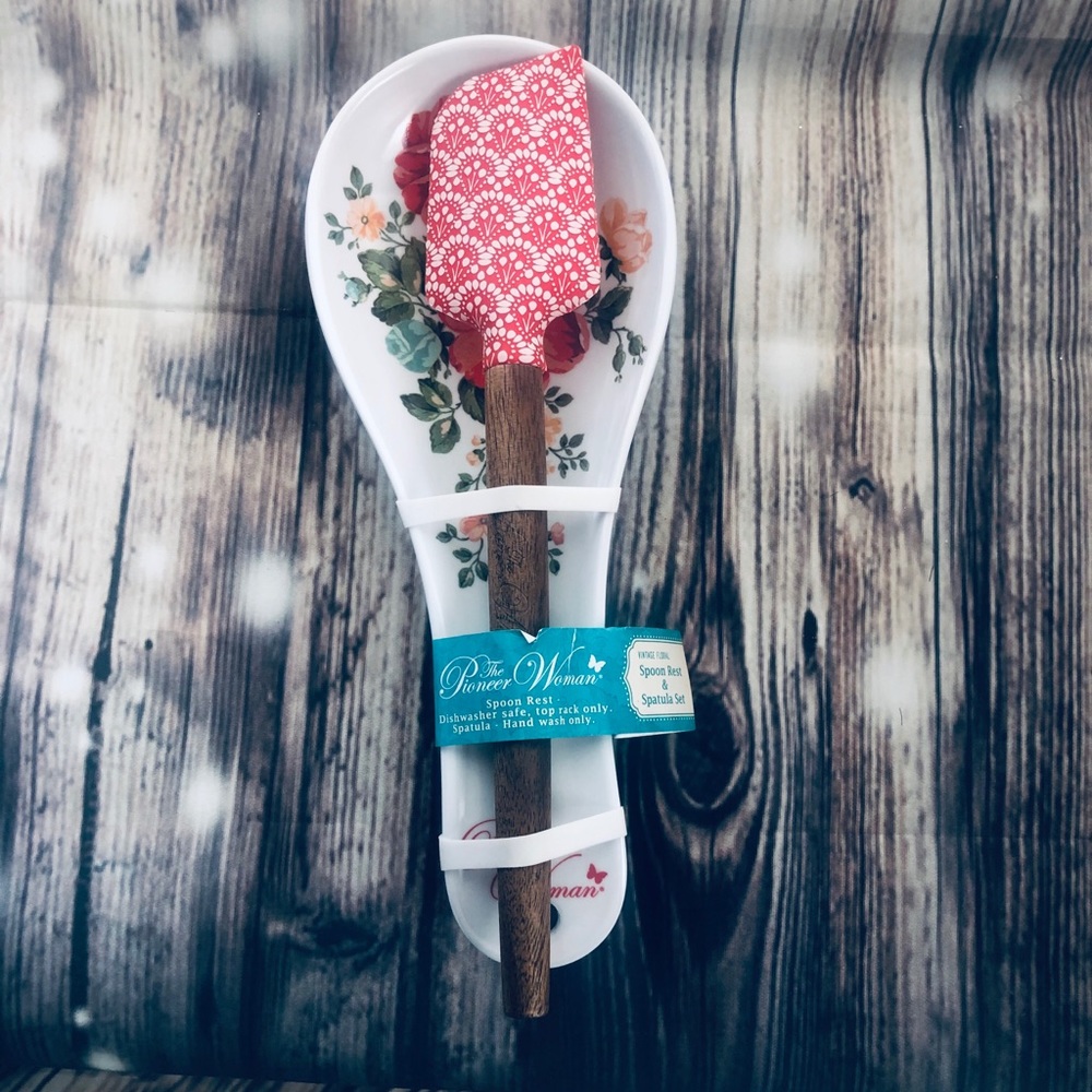 Pioneer woman vintage floral spatula & rest